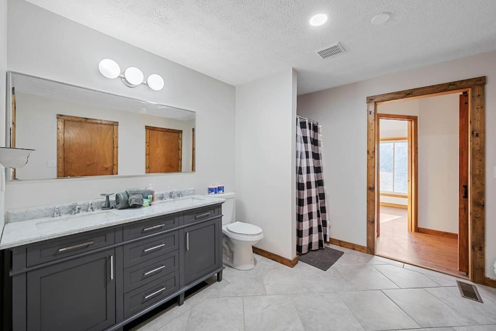Dog Friendly! Views! Hot Tub! Close To Pf! Gsmnp Sevierville Exterior foto
