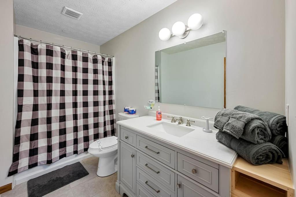Dog Friendly! Views! Hot Tub! Close To Pf! Gsmnp Sevierville Exterior foto