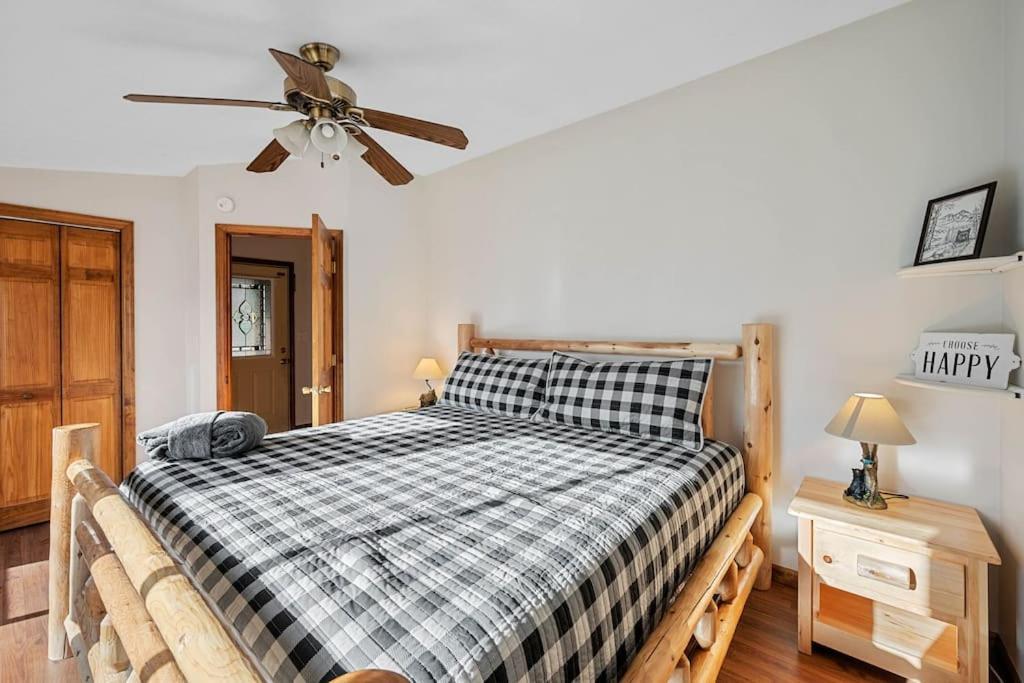 Dog Friendly! Views! Hot Tub! Close To Pf! Gsmnp Sevierville Exterior foto